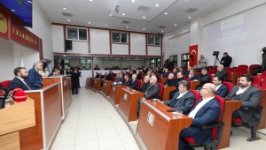 Büyükşehir meclis üyeleri huzur haklarını depremzedelere bağışladı