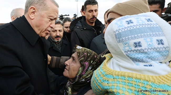 Cumhurbaşkanı Erdoğan, Adıyaman’da deprem bölgesinde incelemelerde bulundu