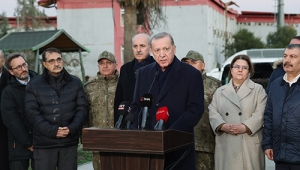 Cumhurbaşkanı Erdoğan, Hatay’da deprem bölgesinde incelemelerde bulundu