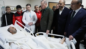 Cumhurbaşkanı Erdoğan, Kilis’te deprem bölgesinde incelemelerde bulundu