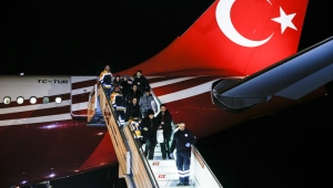 Cumhurbaşkanlığı uçakları da depremzedeler için seferber oldu