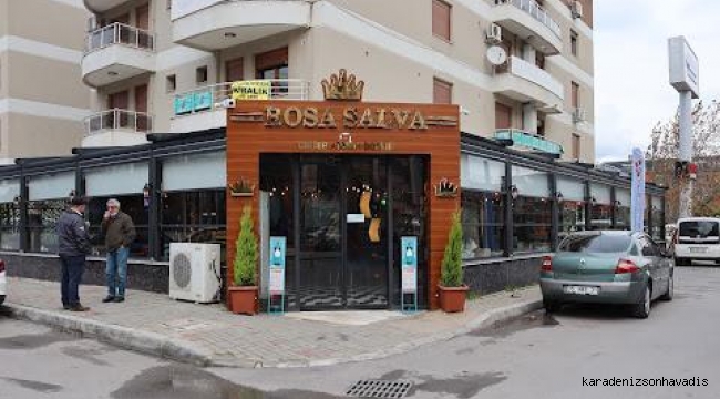 Gül ve Sağlık ya da Rosa Salva : İzmir’de bir lezzet mekanı