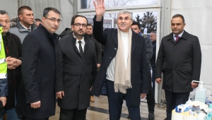 Yüce: “Depremin izlerini silmek için büyük çaba gösteriyoruz”