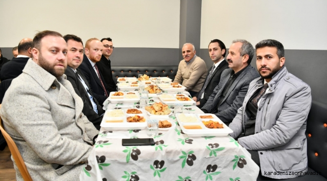 Başkan Zorluoğlu, personeliyle iftarda buluştu