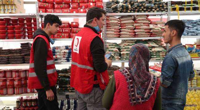 Kızılay’ın Afet Bölgelerindeki Beslenme Hizmeti ve Yardımları Aralıksız Sürüyor