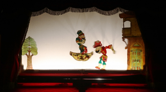Ramazan akşamları Büyükşehir’le çok keyifli: Hacivat Karagöz sahnedeydi
