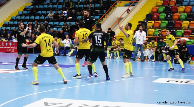 Sakarya Büyükşehir Hentbol kupaya yarı finalde veda etti