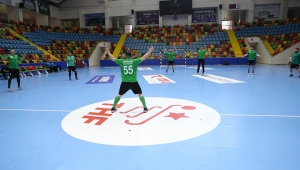 Sakarya Büyükşehir Hentbol’un yarı finalde rakibi Beykoz: Türkiye Kupası’na adım adım