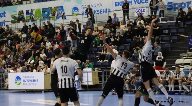 Sakarya Büyükşehir hentbol Beşiktaş’a mağlup oldu