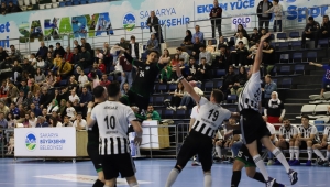 Sakarya Büyükşehir hentbol Beşiktaş’a mağlup oldu