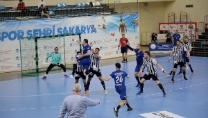 Beşiktaş’ı 36-33 yenen Büyükşehir adını finale yazdırdı