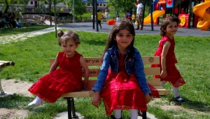Büyükşehir parklara renk kattı: Gören dönüp bir daha bakıyor