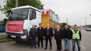 HENDEK BELEDİYESİNDEN DEPREM BÖLGESİNE SEYYAR WC VE BANYO