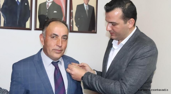 İYİ Parti'den istifa etti MHP'ye geçti