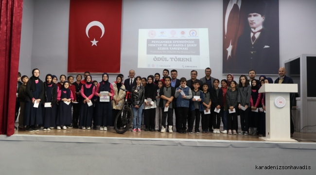 PEYGAMBER’E MEKTUP VE 40 HADİS EZBER YARIŞMASININ KAZANANLARI BELLİ OLDU