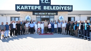 BAŞKAN KOCAMAN EKİBİYLE BAYRAMLAŞTI