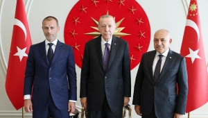 Cumhurbaşkanı Erdoğan, FIFA Başkanı Infantino ve UEFA Başkanı Ceferin’i Kabul Etti