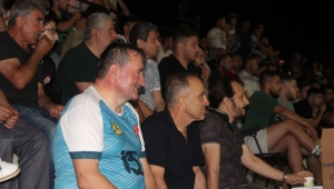 Ferizli Belediyesi 15 Temmuz Futbol Turnuvası’nda final heyecanı