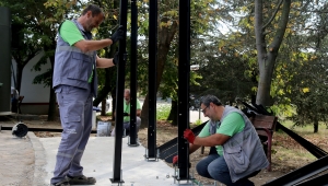 Kampüste yeni durakların montajı tamam