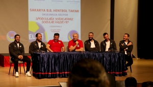 Sakarya Büyükşehir Hentbol minik sporseverlerle buluştu