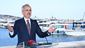 Bakan Uraloğlu: İzmir’i 5 yeni yat limanı ile Türkiye yat turizminin başkentine dönüştüreceğiz