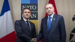 Cumhurbaşkanı Erdoğan, Fransız mevkidaşı Macron ile görüştü