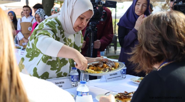 Hamarat Eller Yemek Yarışmasında Safranı İşledi