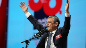 CHP’nin yeni lideri Özgür Özel oldu
