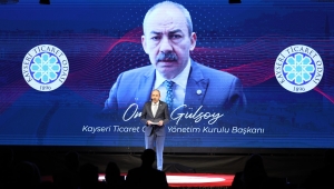 BAŞKAN GÜLSOY E TİCARET VE E İHRACAT KONFERASINDA KONUŞTU