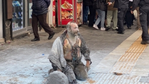 Tokat'ta satış yapılmasına izin verilmeyen seyyar satıcı kendini yaktı