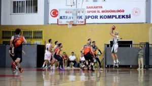 Sakarya Büyükşehir basket ikinci yarıya galibiyetle başladı: 71-91