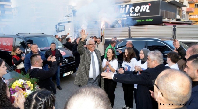 KEPEZ HALKI 'EFSANE BAŞKAN HALİL POSBIYIK'LA DEVAM' DEDİ