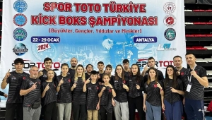 Sakarya, Türkiye Kickboks Şampiyonası'nda fırtına gibi esti