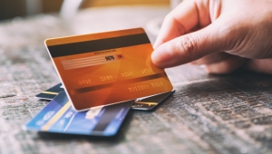 Bireysel kredi kartı borçlanmaları yüzde 153 arttı
