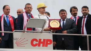 CHP Genel Başkanı Özel, madencilere teşekkür etti