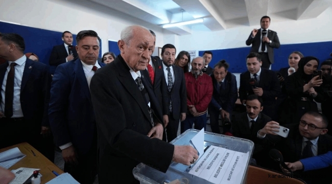 MHP Lideri Bahçeli, oyunu kullandı