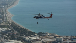 Teleferikte mahsur kalan 174 kişi kurtarıldı