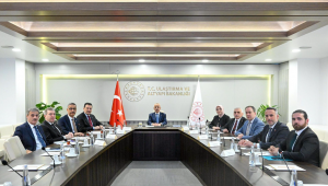 Başkan Alemdar, Ankara'da iki bakana projeleri anlattı “En iyisi için çalışacağız”