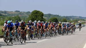 Tour Of heyecanı Sakarya’da sürüyor: Podyumda 2 Türk pedal