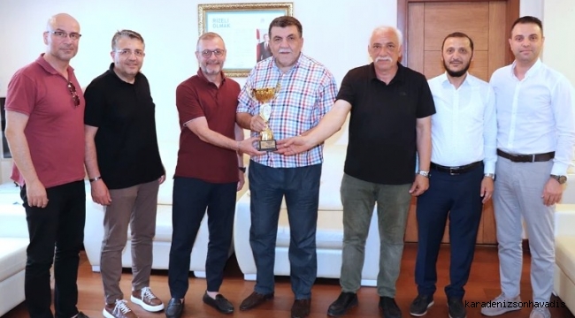 RİZE'DE KURUMLAR ARASI MASA TENİSİ TURNUVASINDA RTSO 1.OLDU