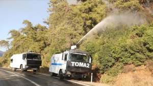 TOMA’lardan yangın söndürmeye destek