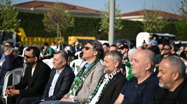 Başkan Kocaman, Kocaelispor’un Maçını Kartepelilerle İzledi