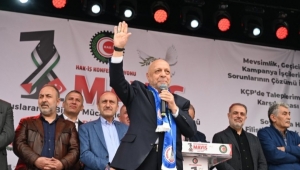 1 MAYIS RİZE'DE 81 İLDEN GELEN BİNLERCE İŞÇİNİN KATILIMIYLA GÖRKEMLİ BİR ŞEKİLDE KUTLANDI