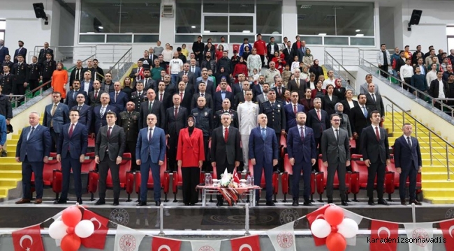 19 MAYIS ATATÜRK’Ü ANMA, GENÇLİK VE SPOR BAYRAMI RİZE’DE ÇOŞKUYLA KUTLANDI