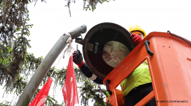 Atatürk Bulvarı’na LED aydınlatma