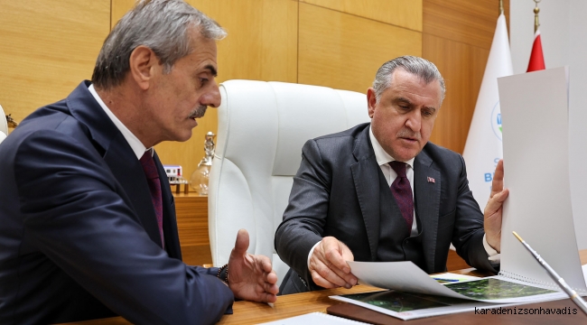 Bakan Osman Aşkın Bak müjdeyi Sakarya'da verdi