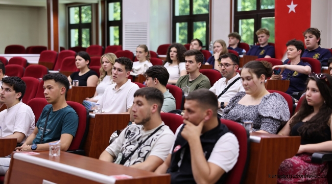 Büyükşehir’in ‘dirençli şehir’ hedefi farklı renklerden gencin ilgi odağı oldu