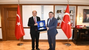 CUMHURBAŞKANI ERSİN TATAR, BAŞKAN GENÇ’İ ZİYARET ETTİ