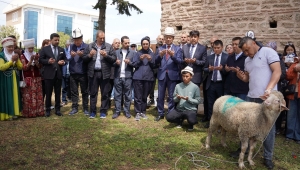 Kırgız Halkı İznik’te Şenliklerde Buluştu