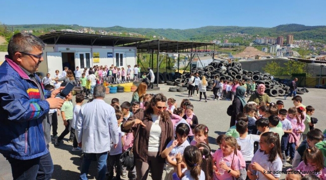 ÖĞRENCİLER, ATIK GETİRME MERKEZİ'Nİ ZİYARET ETTİLER